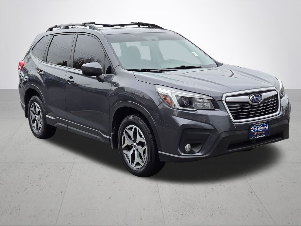 2021 Subaru Forester Premium photo 3