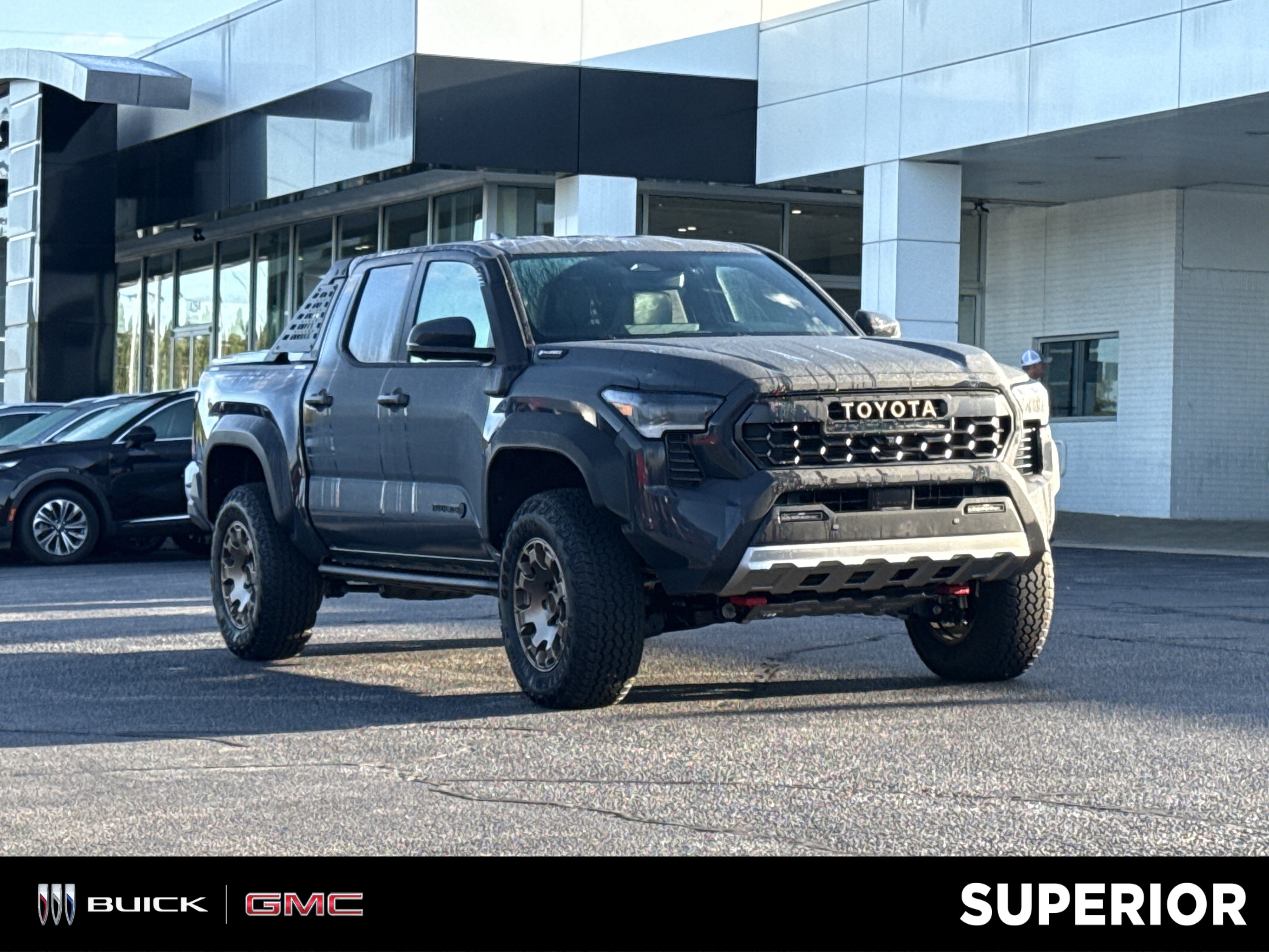 2025 Toyota Tacoma Trailhunter's photo