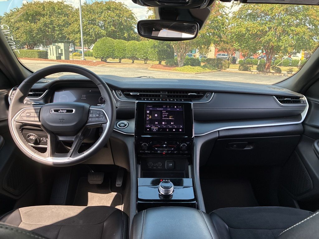 2023 Jeep Grand Cherokee Altitude photo 20