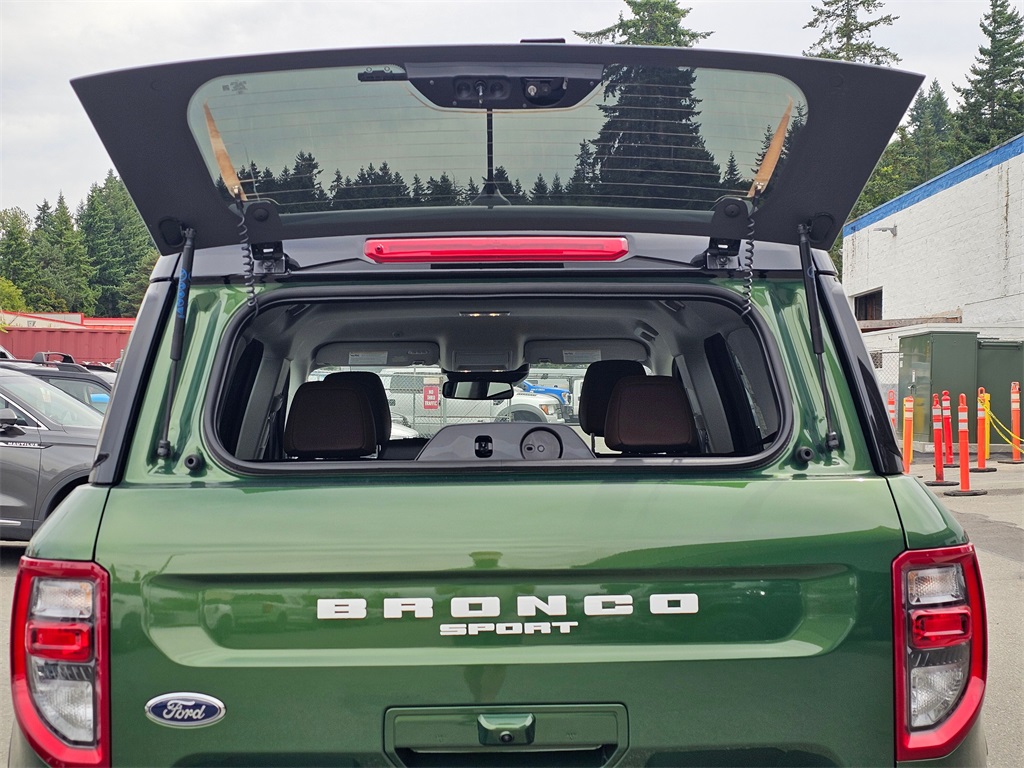 2025 Ford Bronco Sport Outer Banks photo 14