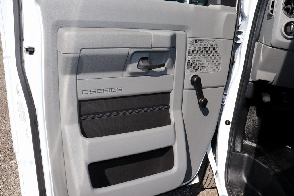 2026 Ford E-350 Base photo 10