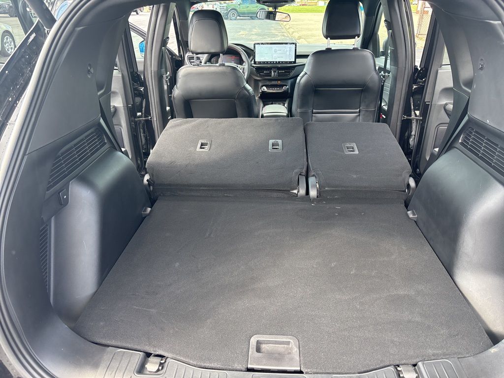 2023 Ford Escape ST-Line photo 27