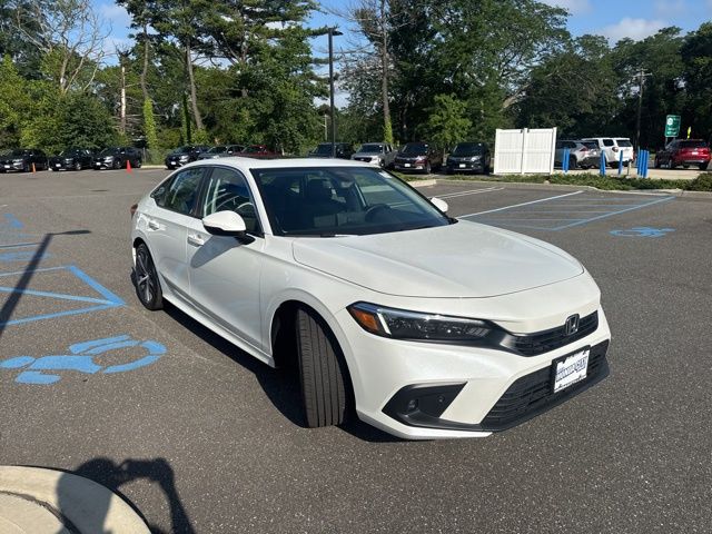 2022 Honda Civic Touring photo 2