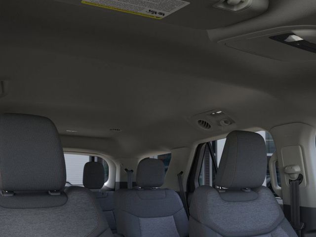 2025 Ford Explorer photo 19