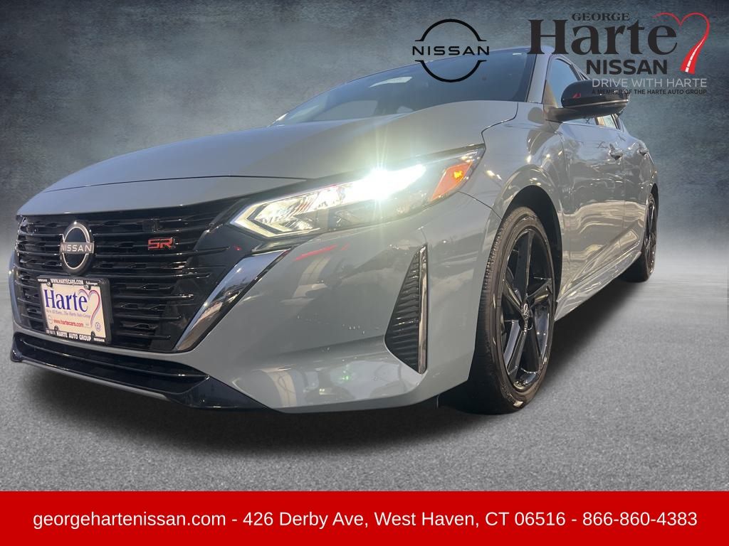 2025 Nissan Sentra SR's photo