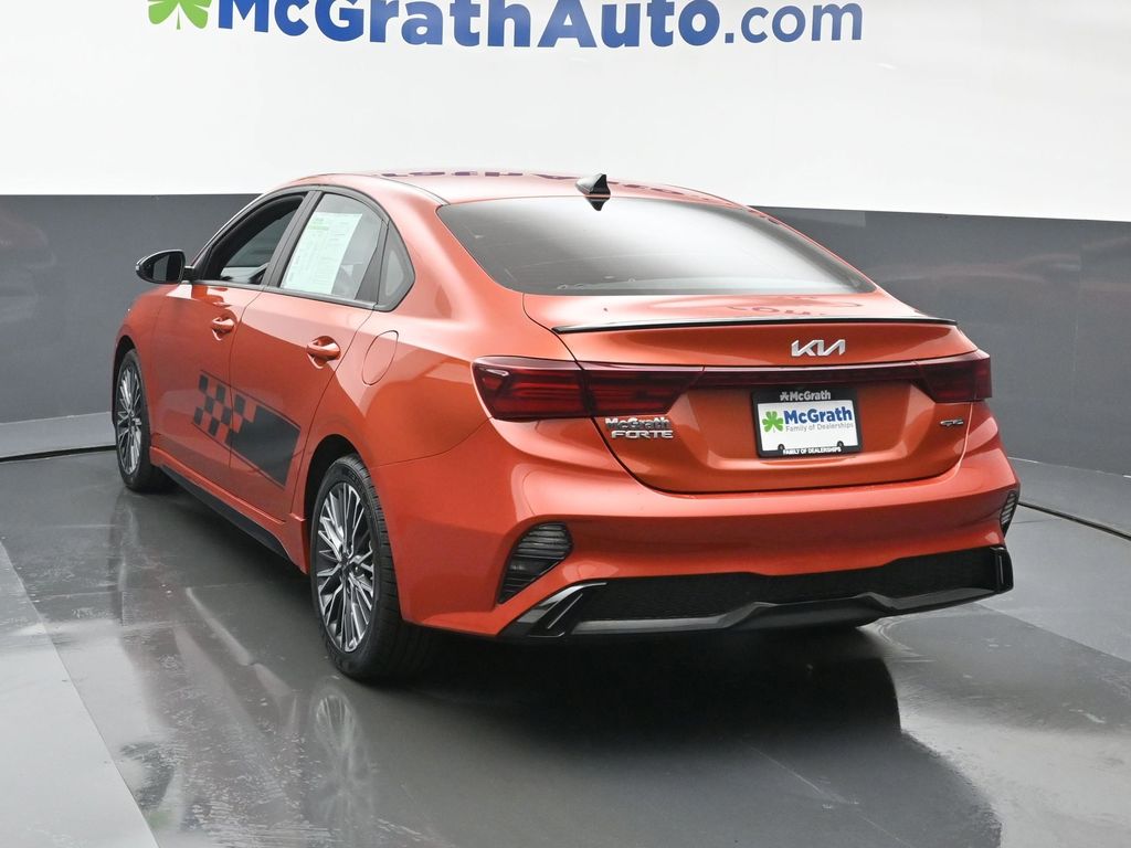 2023 Kia Forte GT-Line photo 17