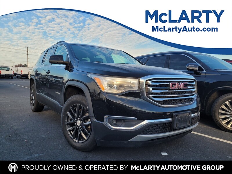 2017 GMC Acadia SLT-1's photo