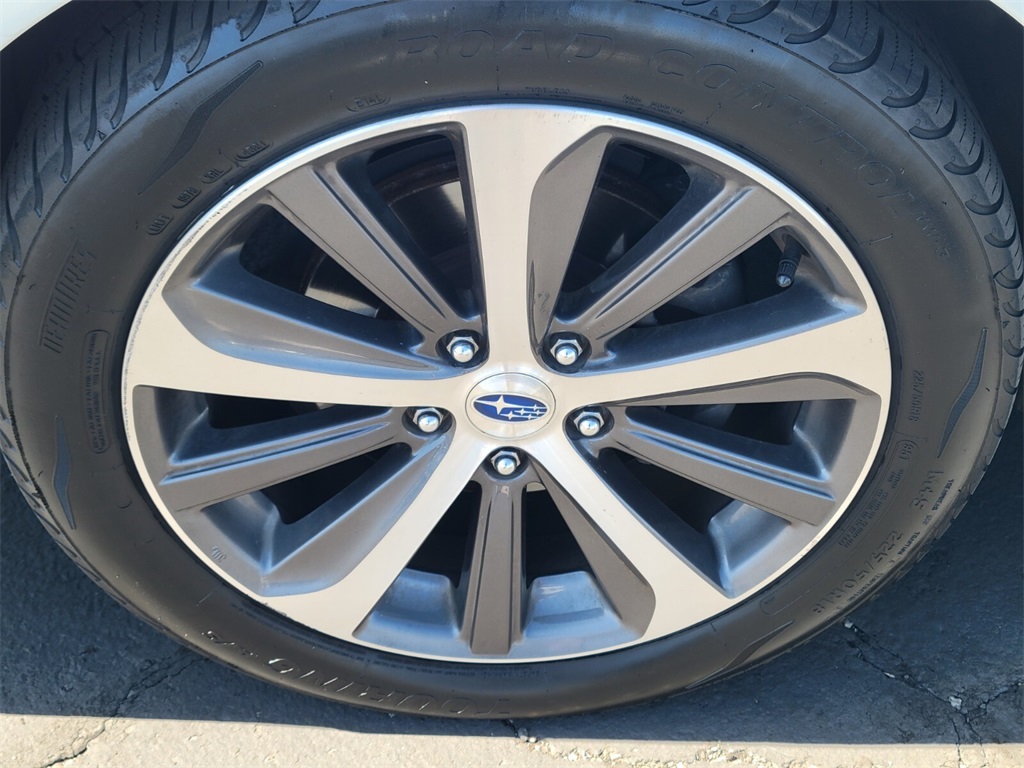 2018 Subaru Legacy Limited photo 9