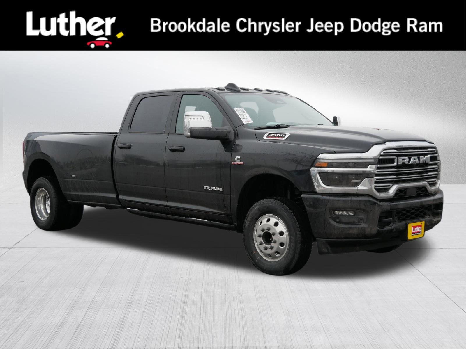 2026 RAM Ram 3500 Pickup Laramie's photo