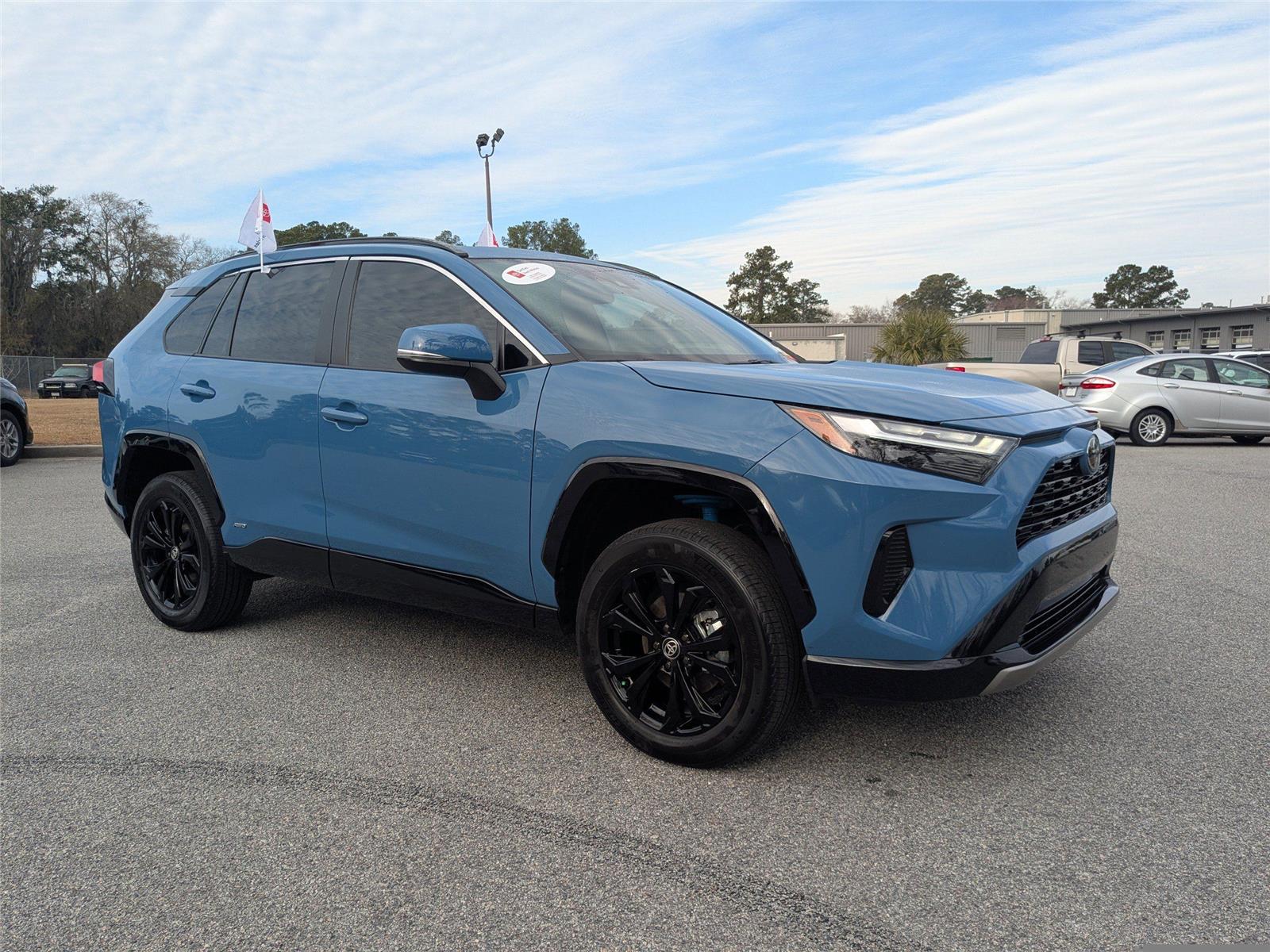 Certified 2025 Toyota RAV4 SE with VIN 4T3T6RFV1SU179750 for sale in Northfield, Minnesota