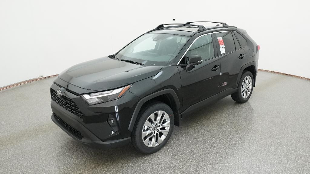 2025 Toyota RAV4 XLE Premium's photo