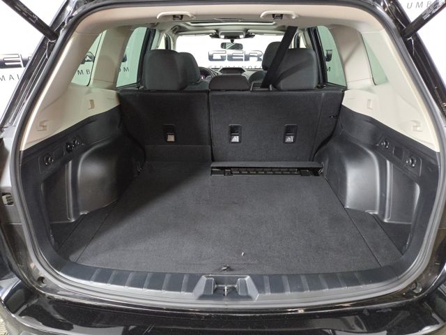 2022 Subaru Forester Premium photo 22