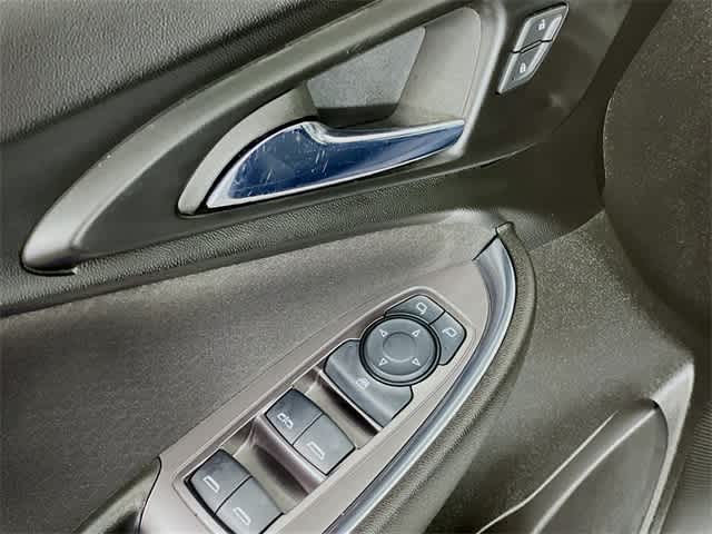 2022 Chevrolet Malibu 1LT photo 18