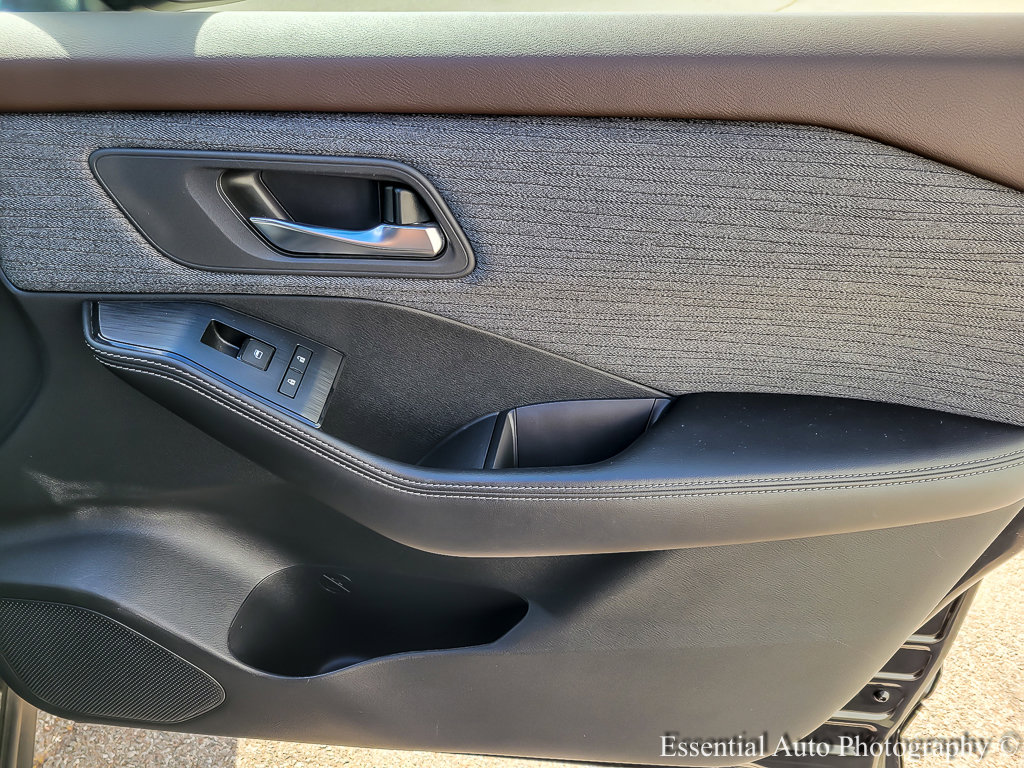 2021 NISSAN ROGUE - Image 20