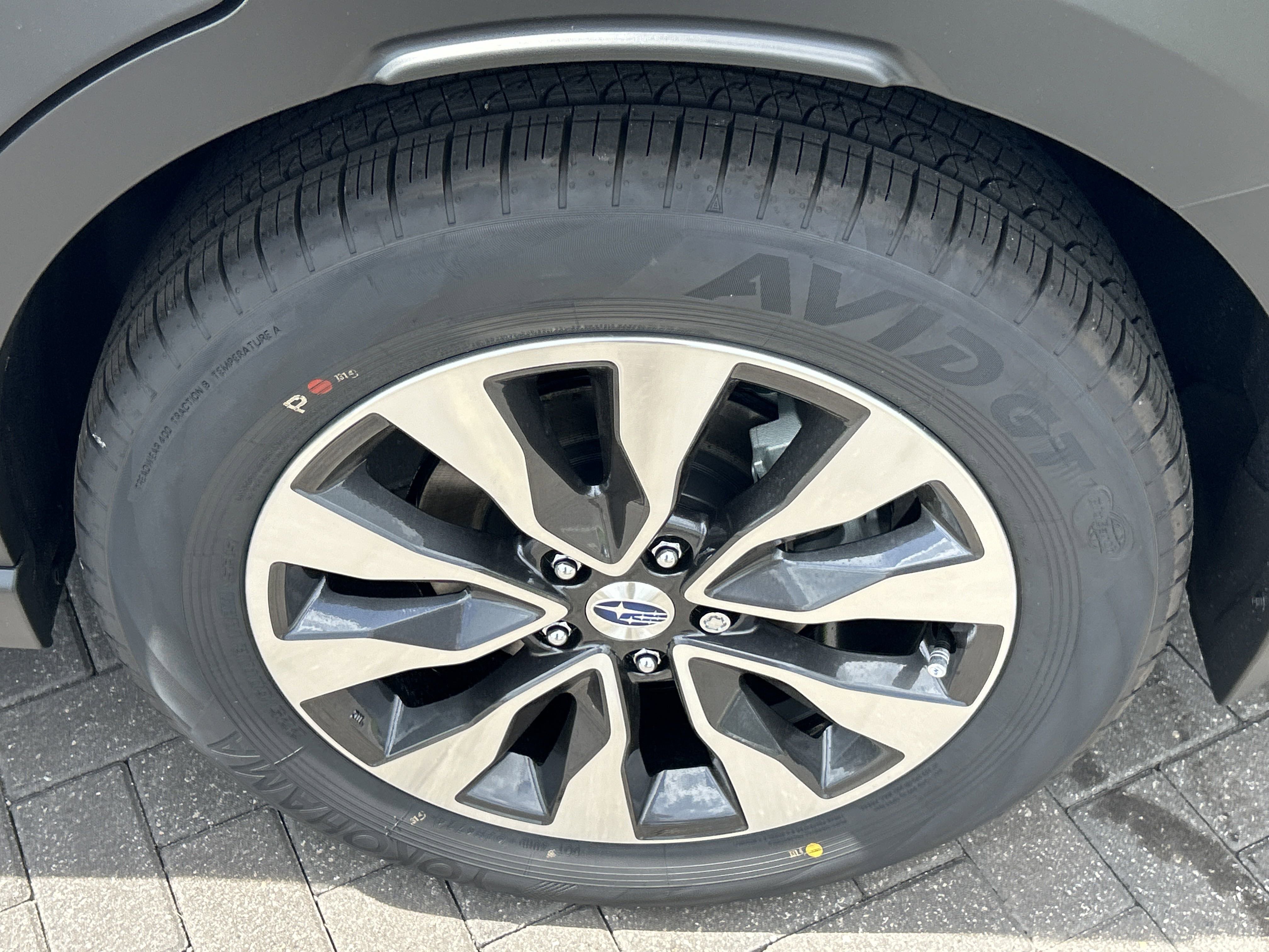 2025 Subaru Outback Touring photo 15