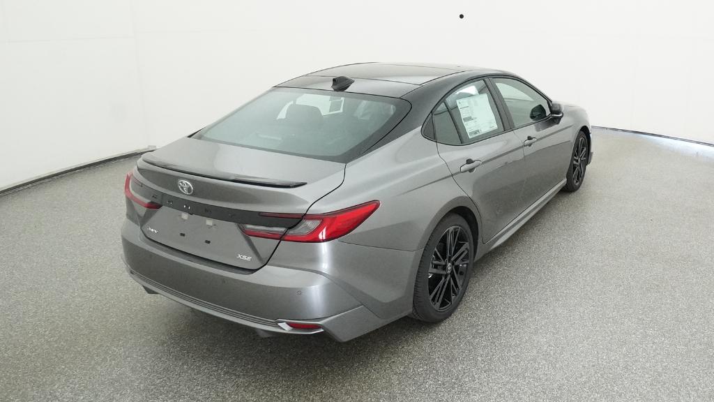 2025 Toyota Camry XSE photo 19