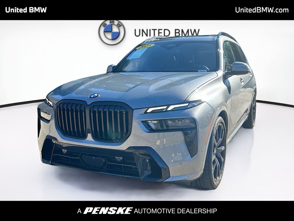 2025 BMW X7 40i's photo