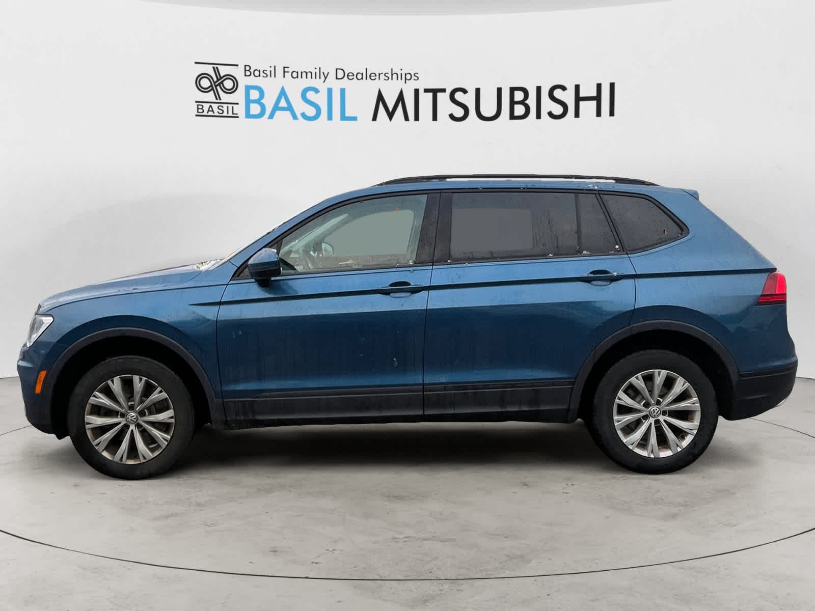 2020 Volkswagen Tiguan S photo 2