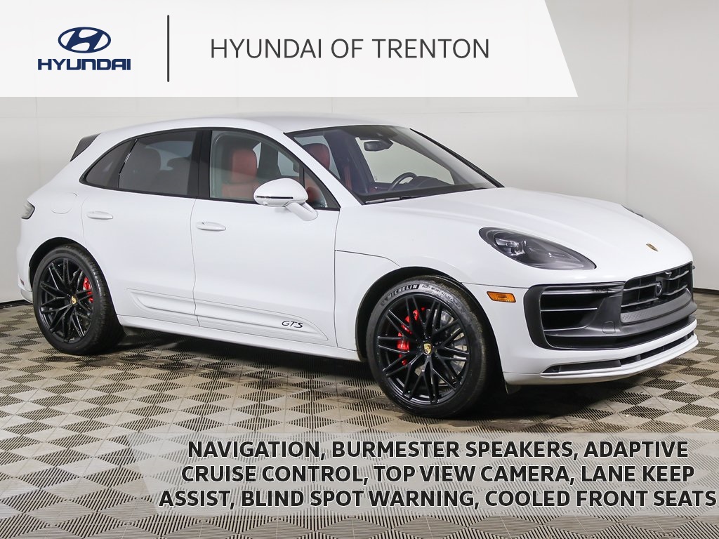 2024 Porsche Macan GTS