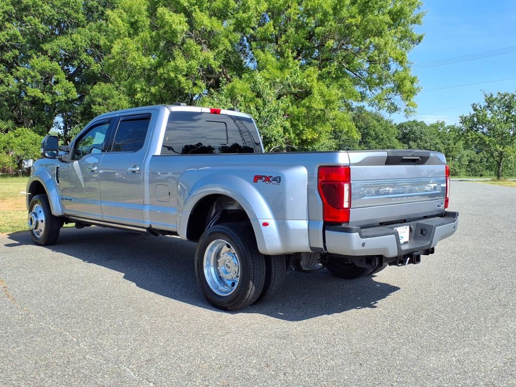 2020 Ford F-450 Platinum photo 19