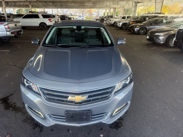 2019 Chevrolet Impala Premier photo 2