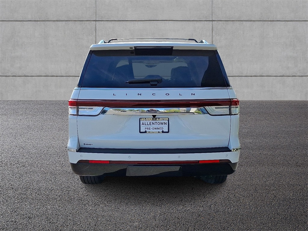 2023 Lincoln Navigator L photo 5