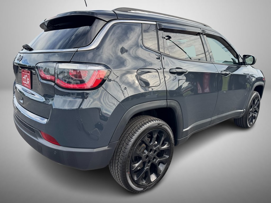2018 Jeep Compass Limited photo 2