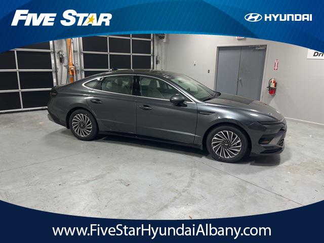 2025 Hyundai Sonata Hybrid Limited's photo