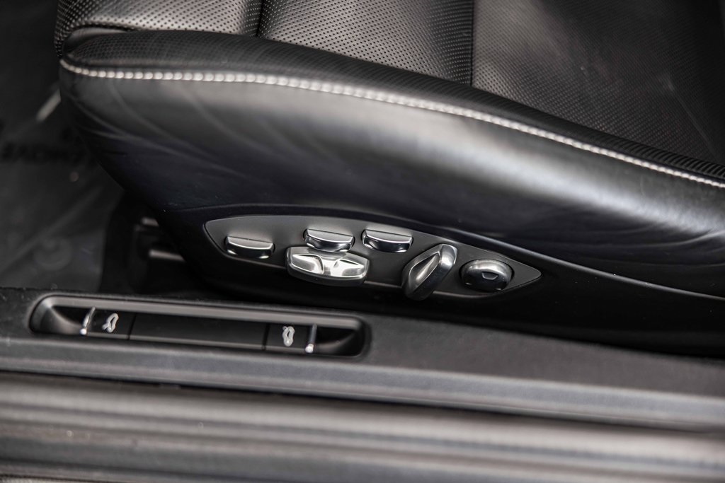 2017 PORSCHE 911 - Image 22