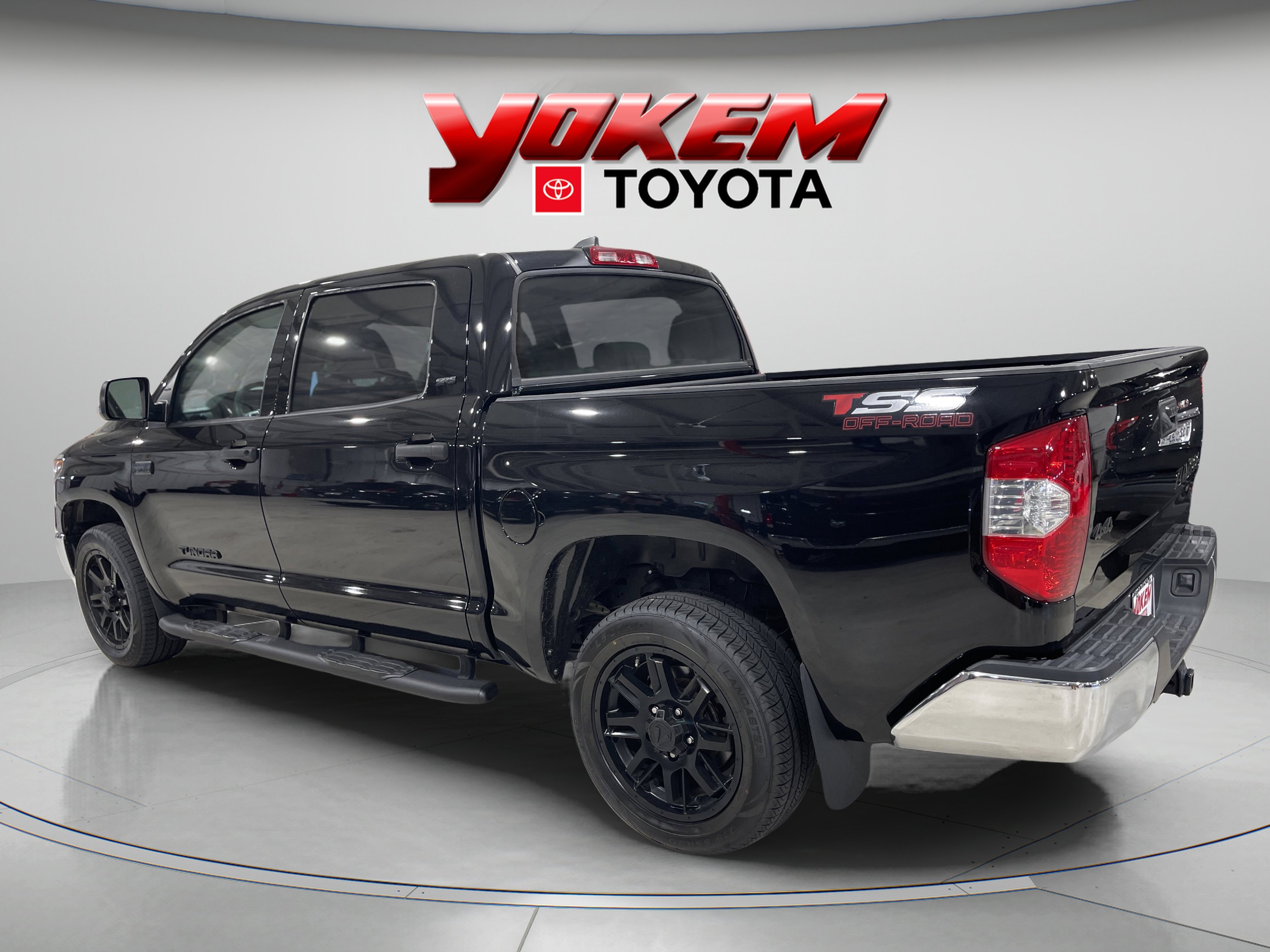2021 Toyota Tundra SR5 Grade photo 2