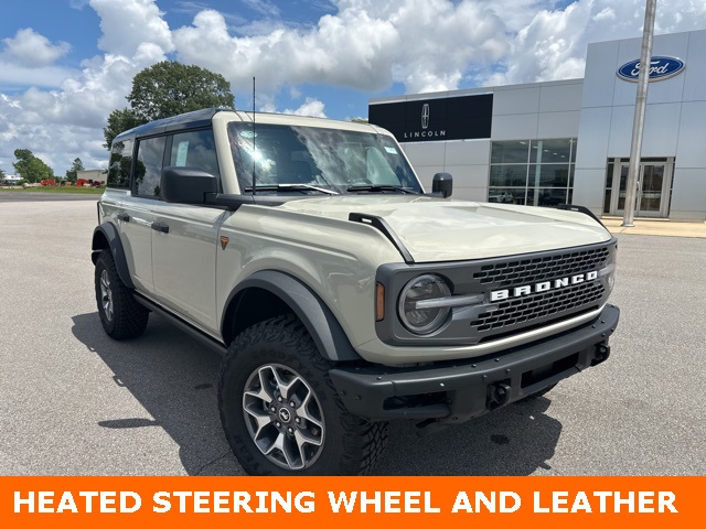 2025 Ford Bronco Badlands photo 3