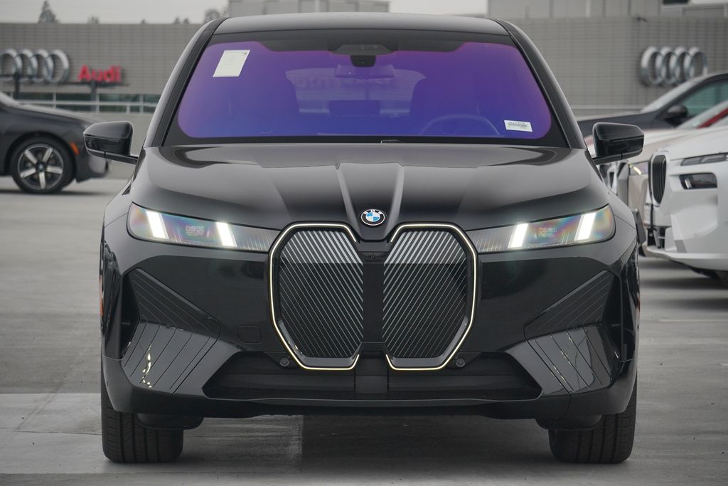 2026 Bmw iX photo 2
