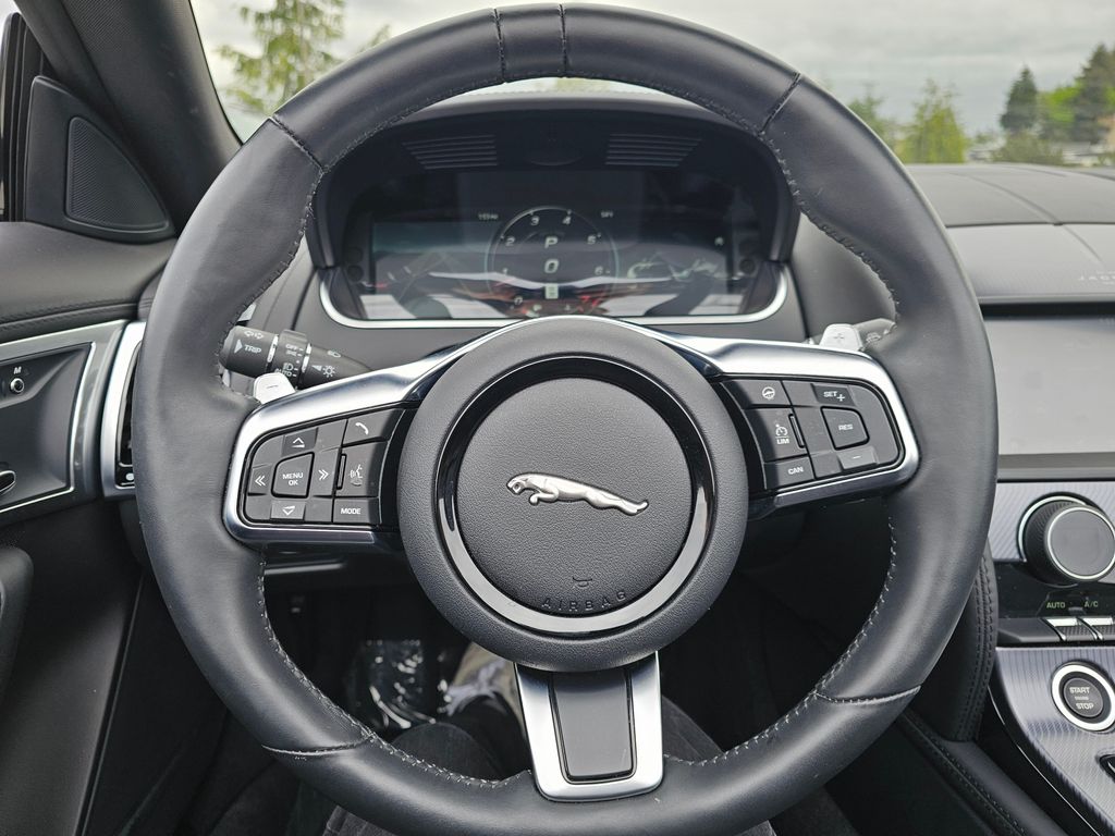 2021 Jaguar F-TYPE R-Dynamic photo 18