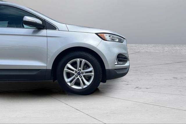 2019 Ford Edge SEL photo 29