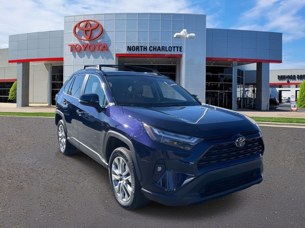 2025 Toyota RAV4 XLE Premium's photo