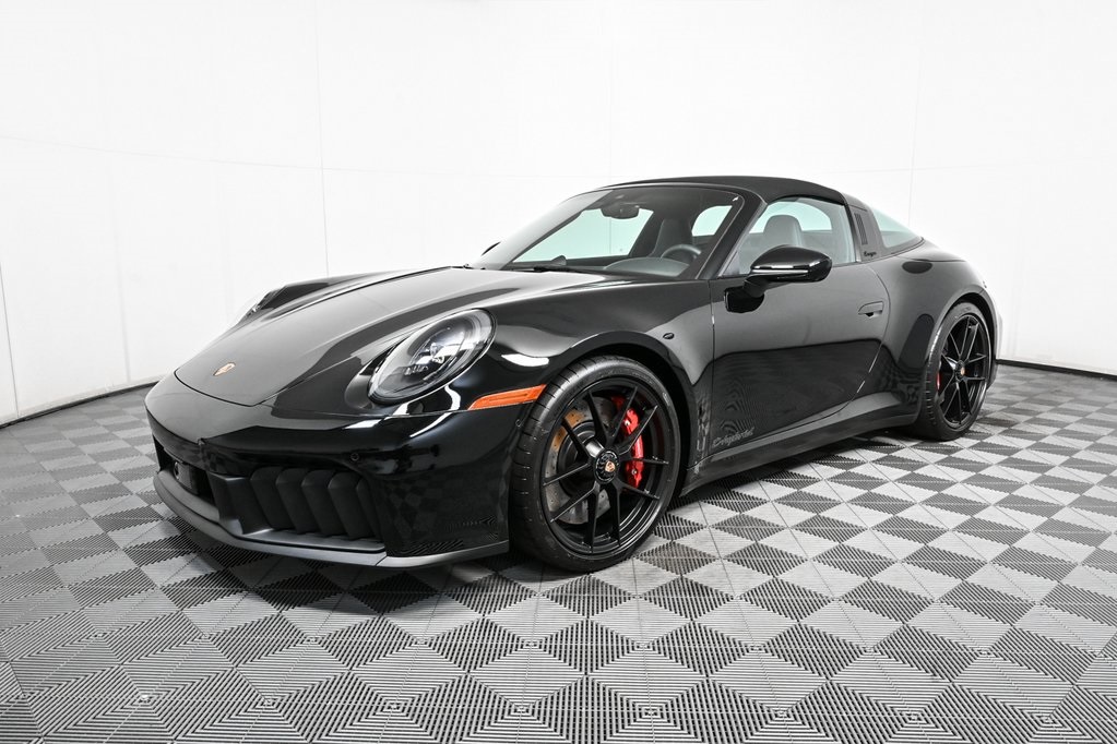 2025 Porsche 911