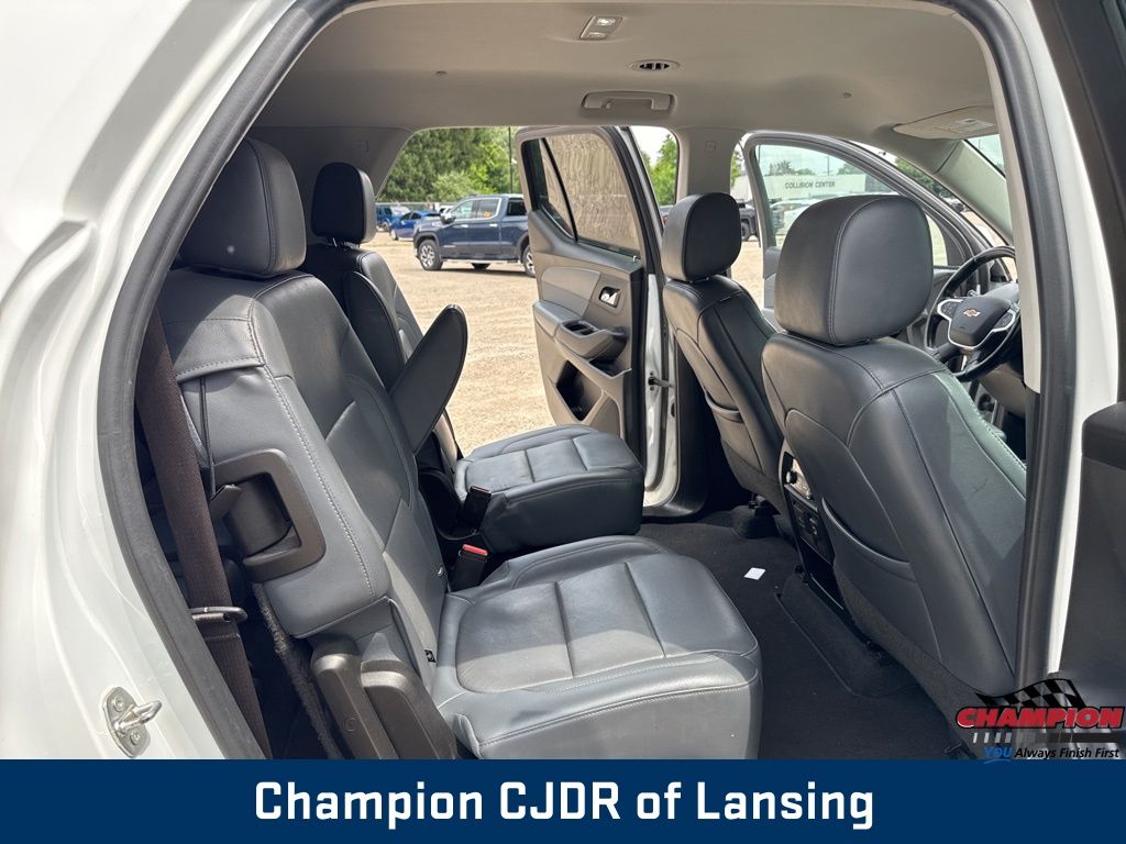2021 Chevrolet Traverse Premier photo 5