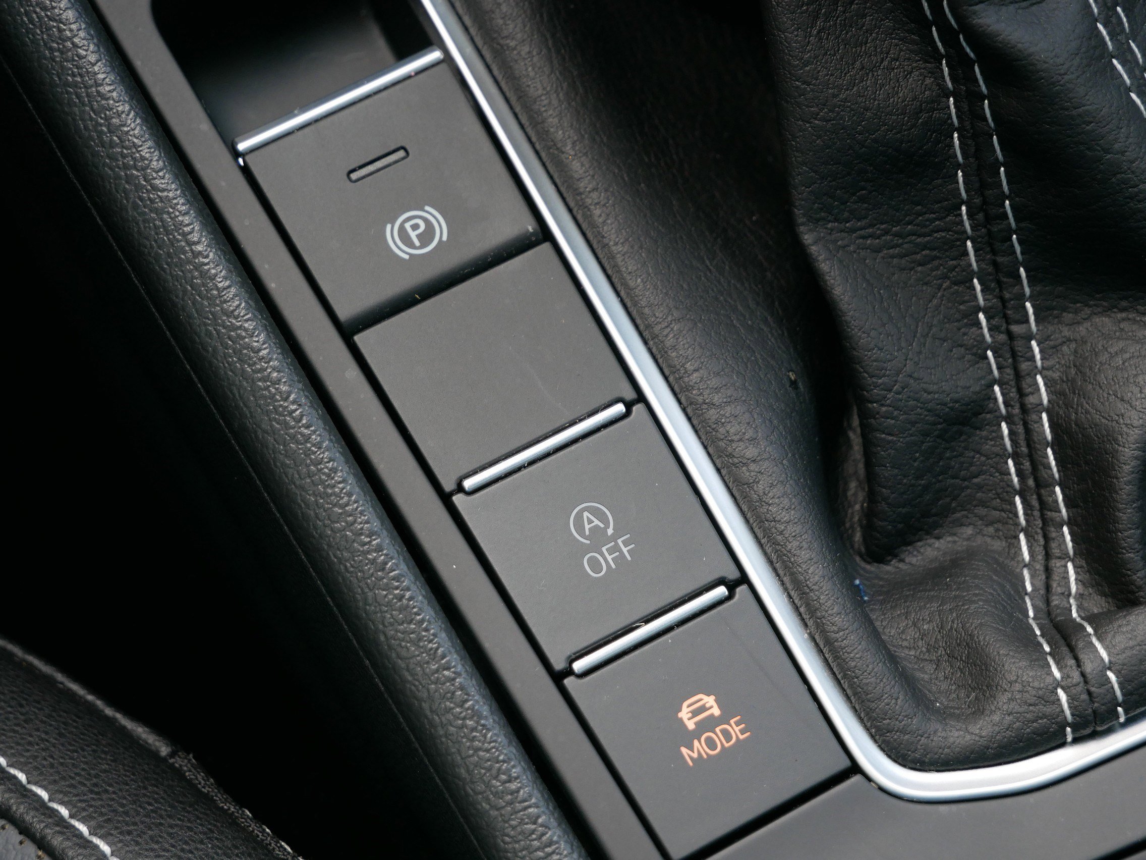2025 Volkswagen Jetta SEL photo 26