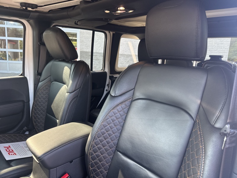 2023 Jeep Wrangler Altitude photo 17