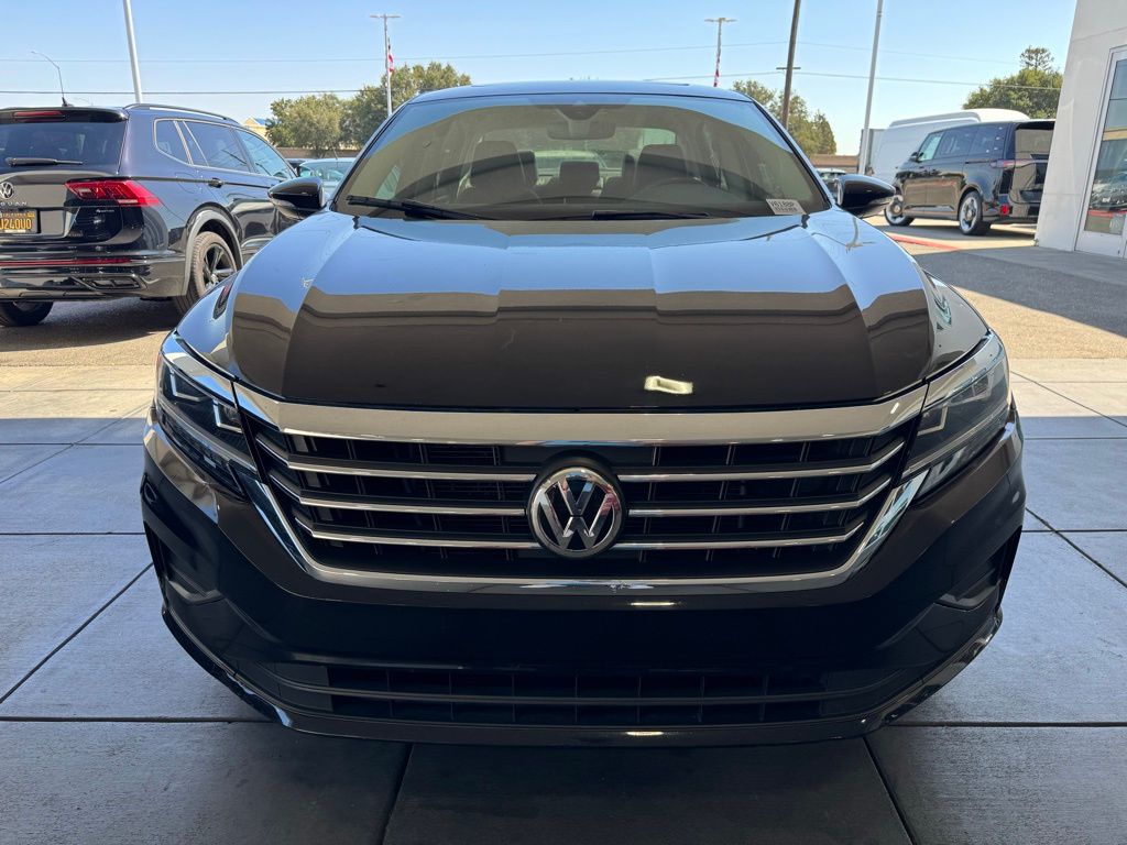 2021 Volkswagen Passat 2.0T SE photo 2