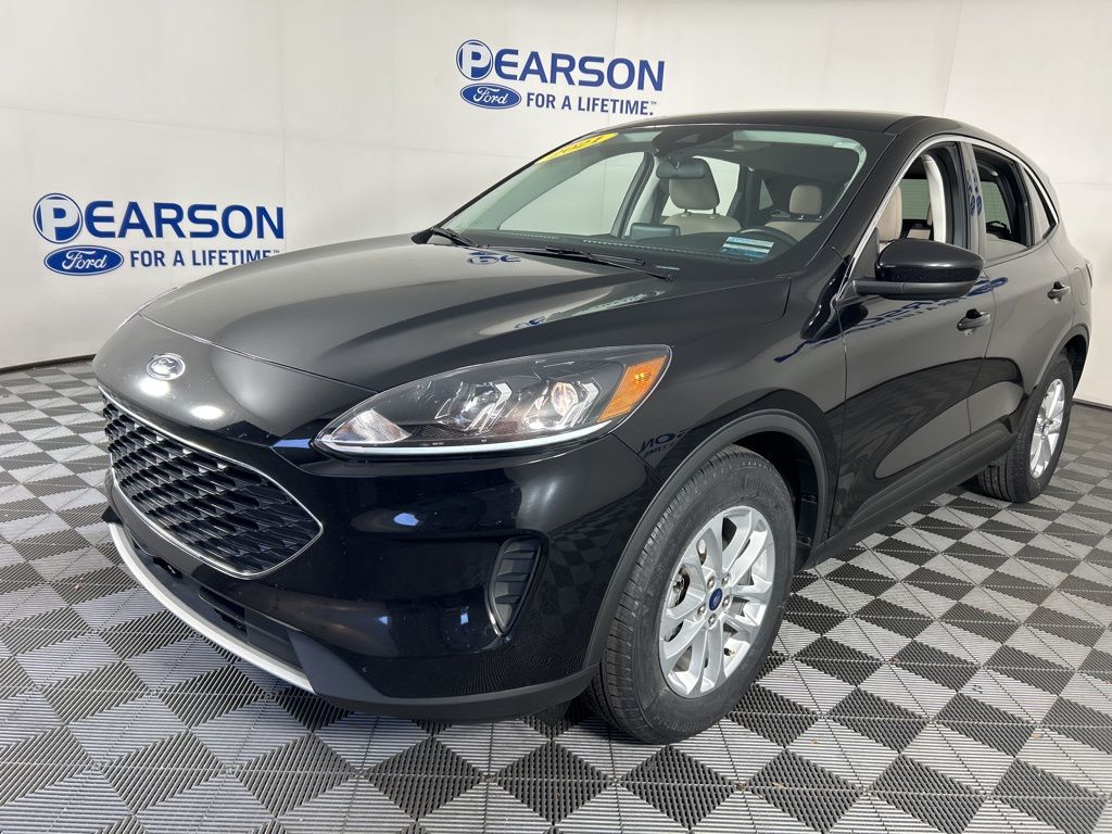 2021 Ford Escape SE