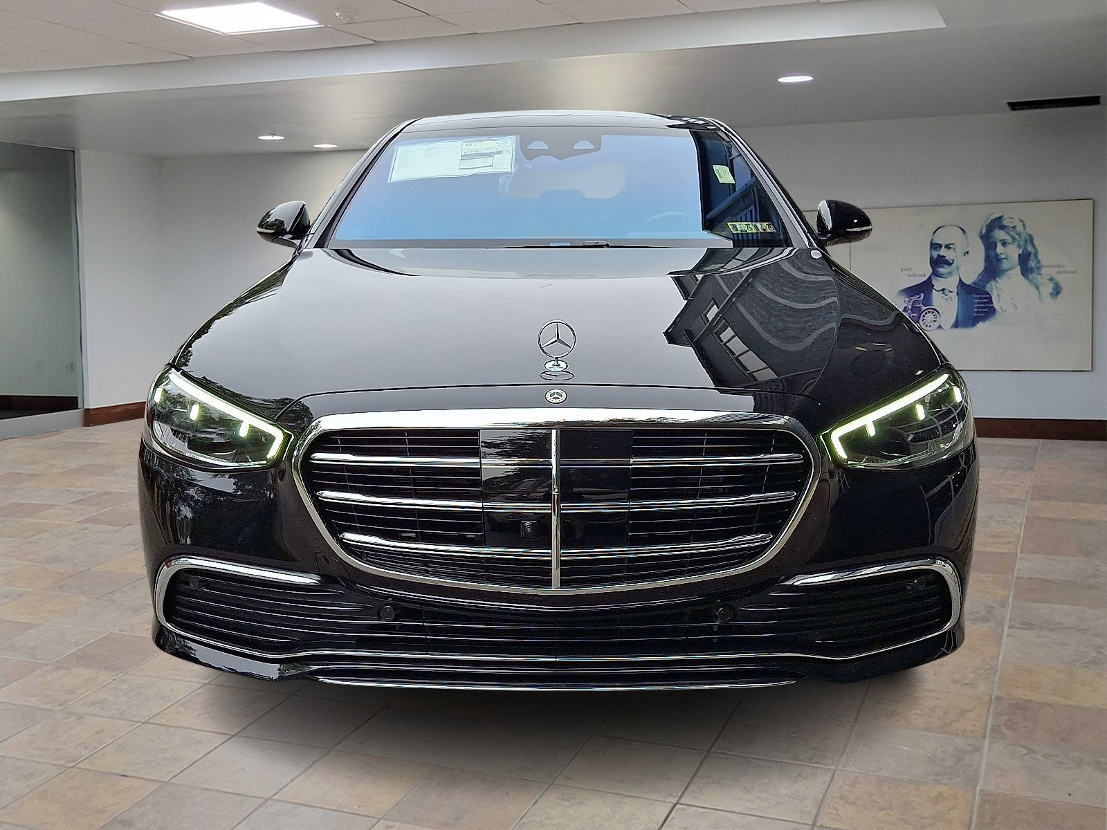 2026 Mercedes Benz S 500 4MATIC photo 2