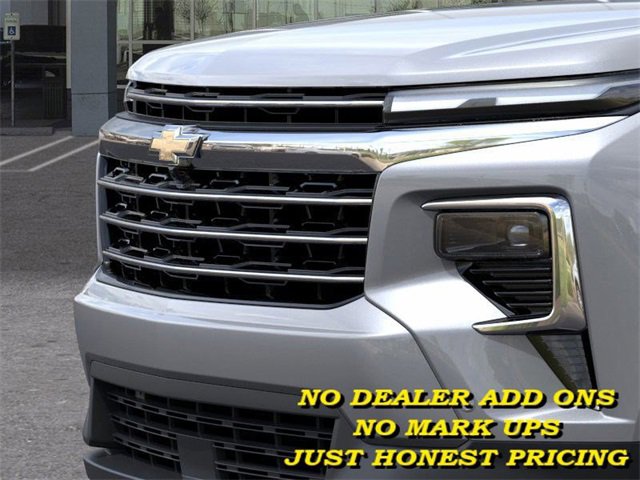 2025 Chevrolet Traverse photo 13