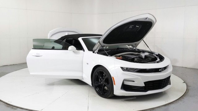 Used 2022  Chevrolet 2SS image 12