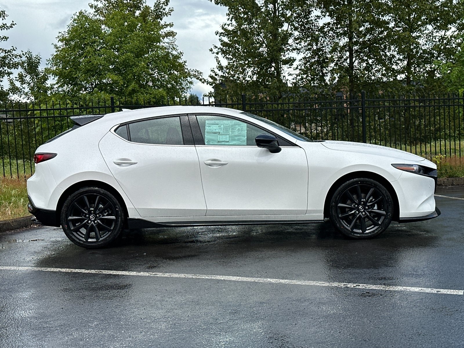 2025 Mazda Mazda3 2.5 Turbo Premium Plus photo 2