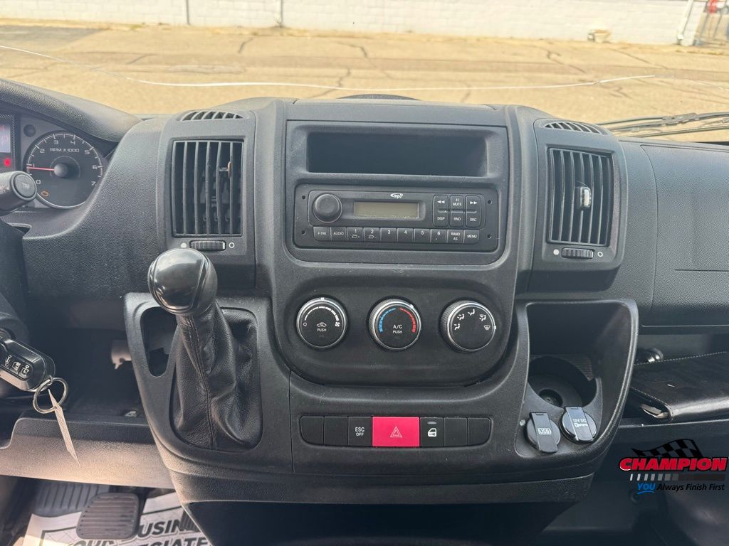 2014 Ram ProMaster 1500 Cargo Van photo 11
