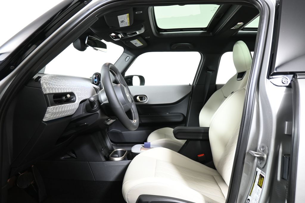 2026 Mini Cooper 4 Door Hardtop Signature photo 3