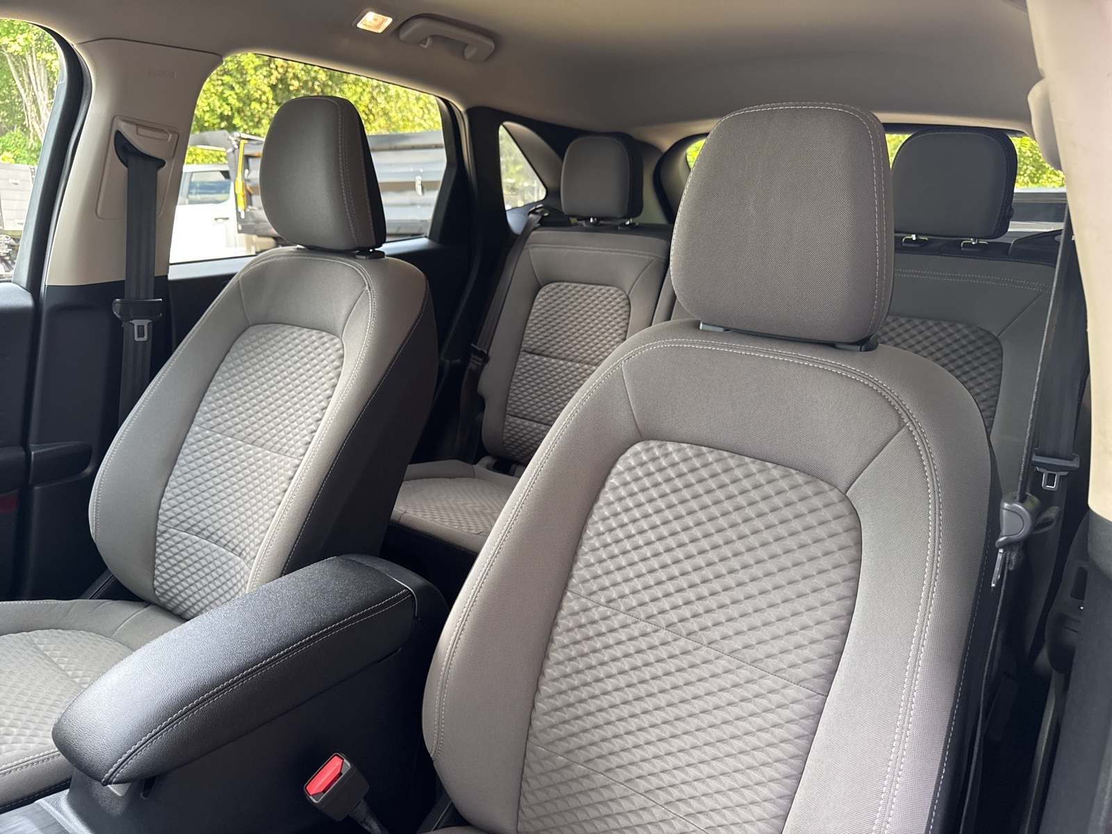 2020 Ford Escape SE photo 6