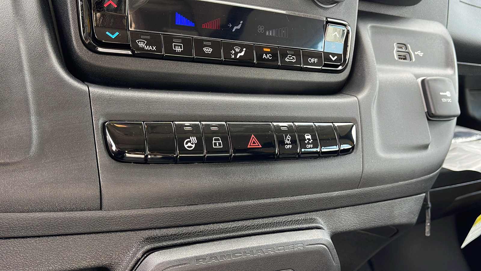 2024 Ram ProMaster 3500 photo 18
