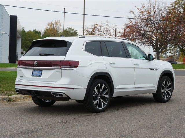 2026 Volkswagen Atlas SEL Premium R-Line photo 2